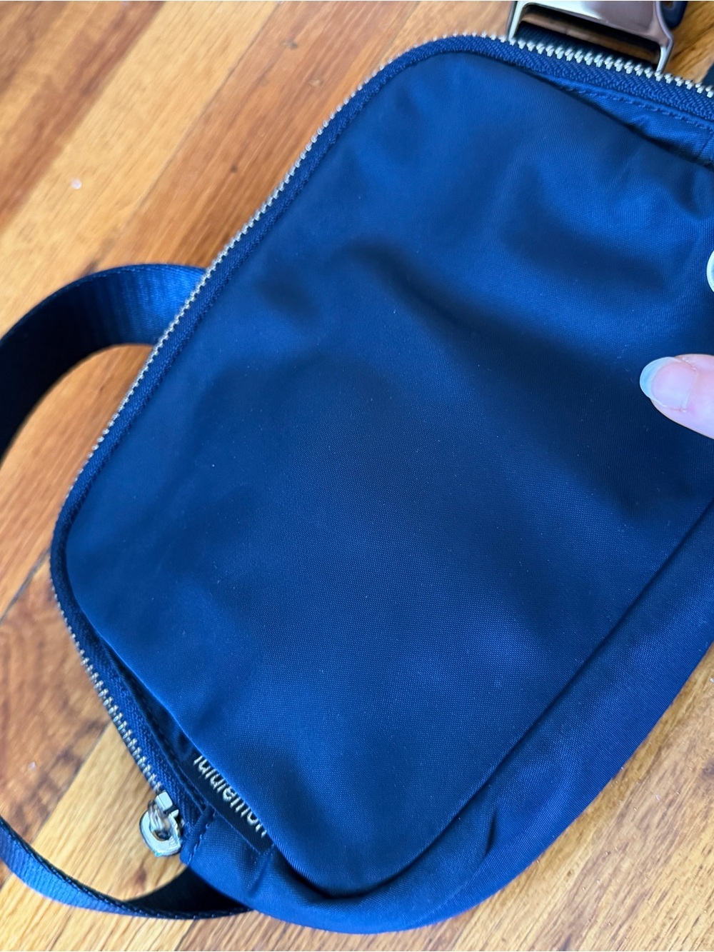 lululemon athletica Everywhere Belt Bag - Picture 12 of 12